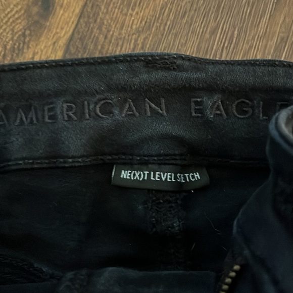 AE Black Jean Short - Picture 3 of 4